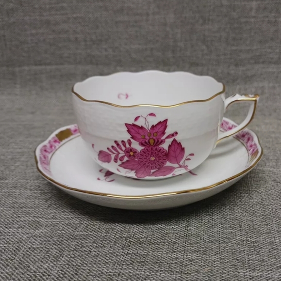 Herend 724 Chinese Bouquet Raspberry Pink Coffee Tea Flat Cup & Saucer Set - Picture 2 of 11